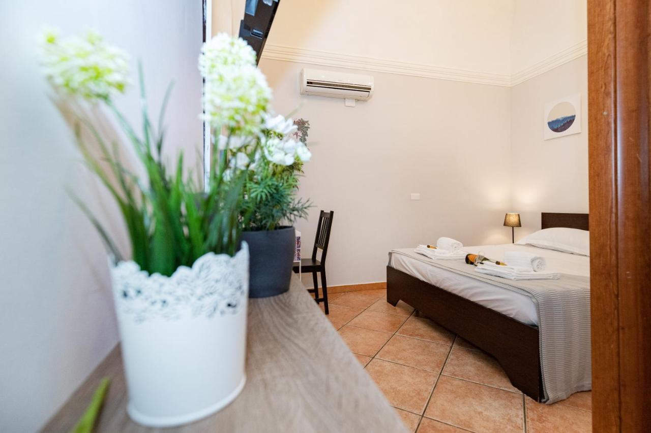 Stesicoro Exclusive Rooms CTA Exterior foto